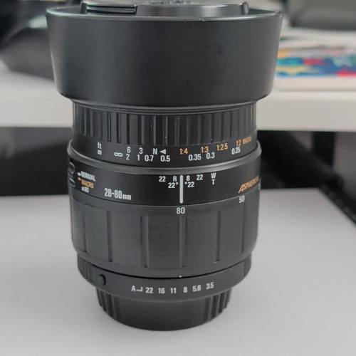 Sigma 80mm 5 6 - f/3.5-5.6, zoom
