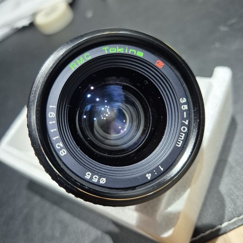 Tokina 70mm zoom lens - 35-70mm,